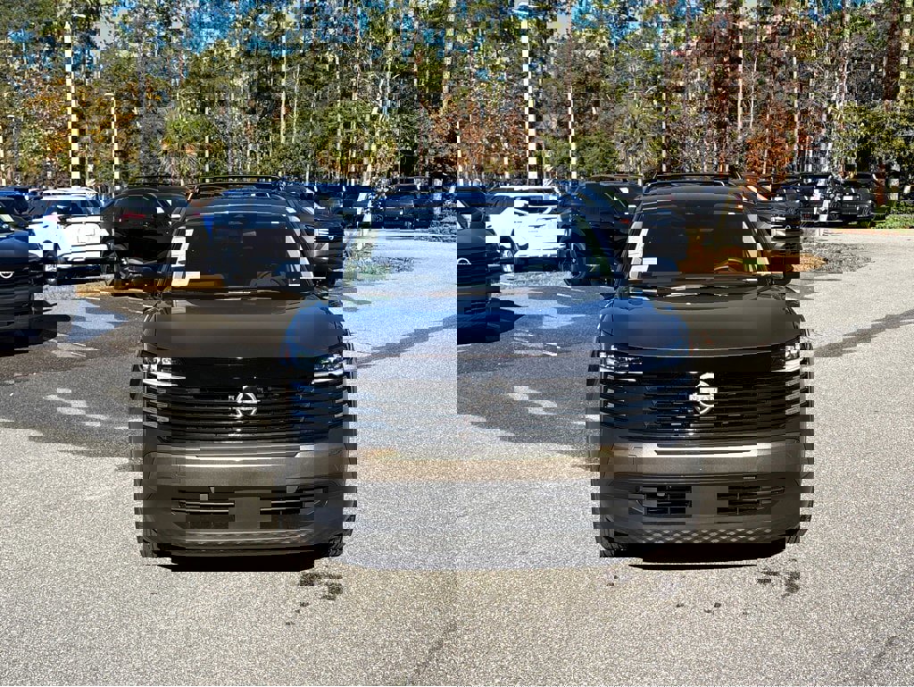 New 2026 Nissan Kicks SV w/ SV Premium Package image 2