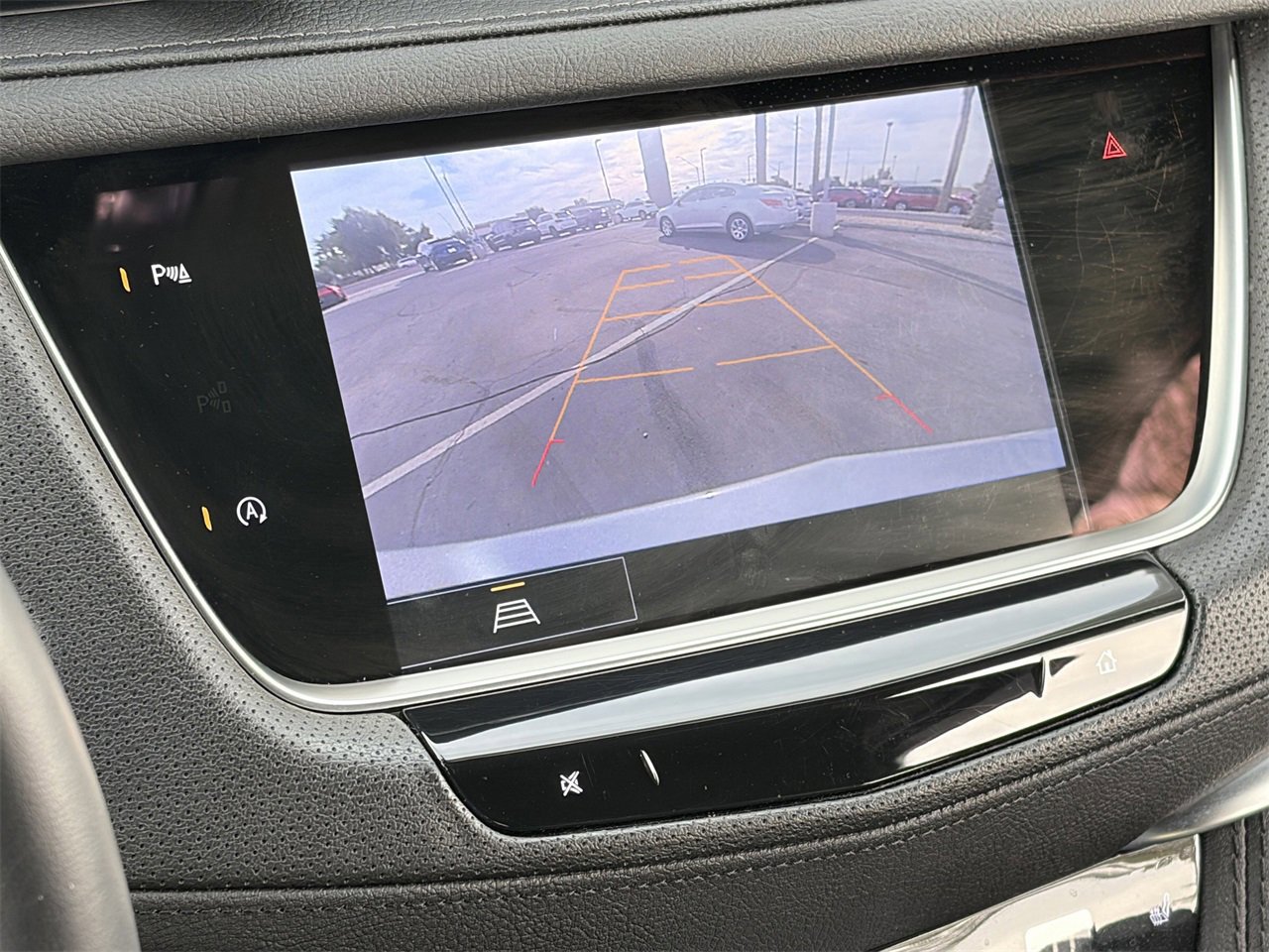 Certified 2025 Cadillac XT5 Premium Luxury image 28