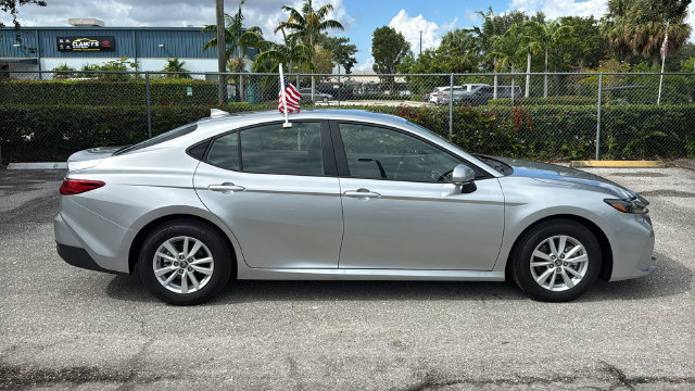 Used 2026 Toyota Camry LE FWD image 11
