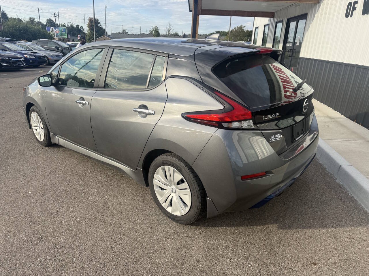 Used 2022 Nissan Leaf S FWD image 11