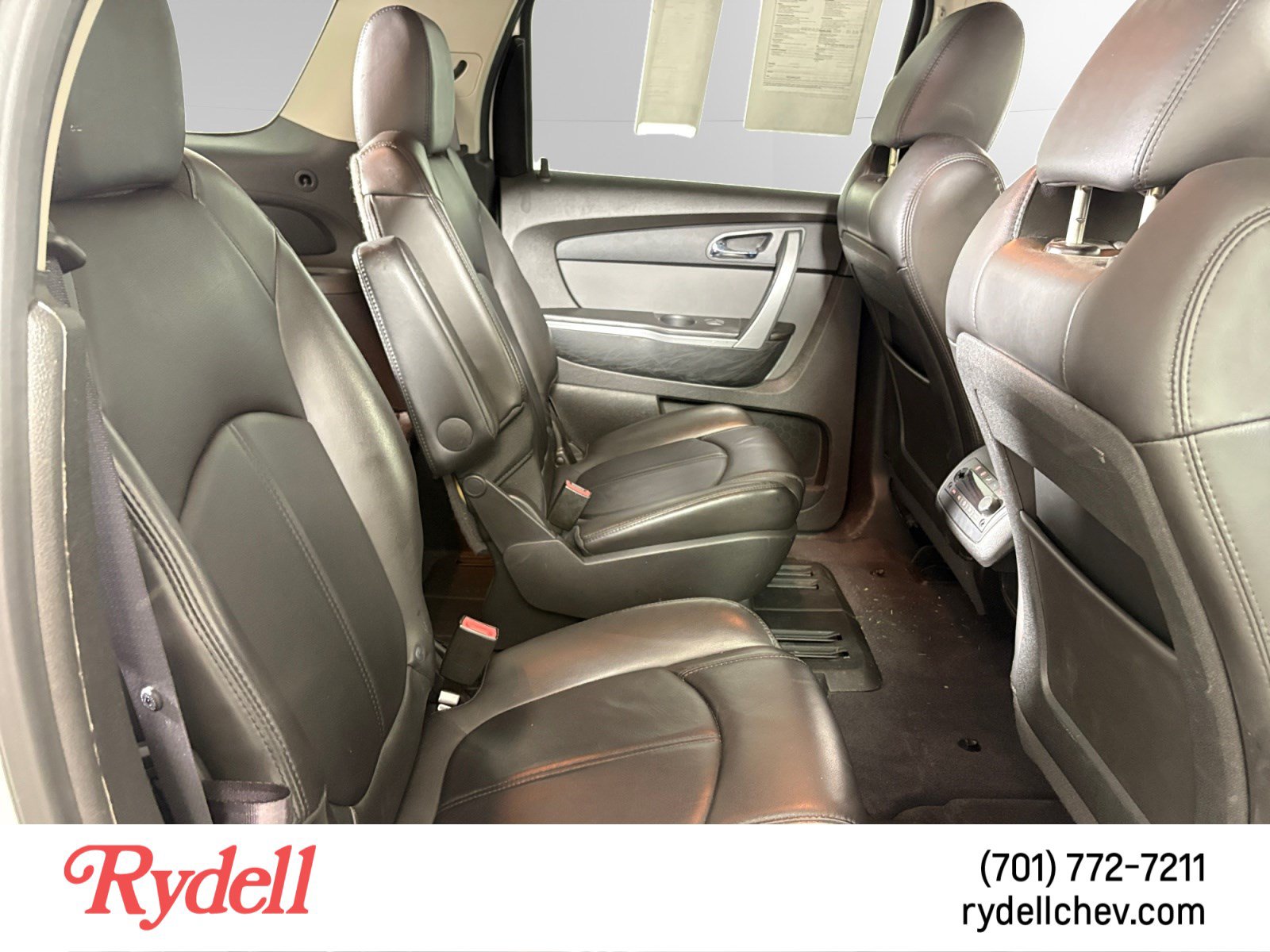 Used 2012 GMC Acadia SLT FWD image 18