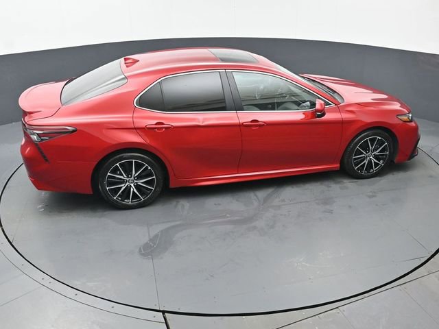 Used 2023 Toyota Camry SE w/ Cold Weather Package image 43