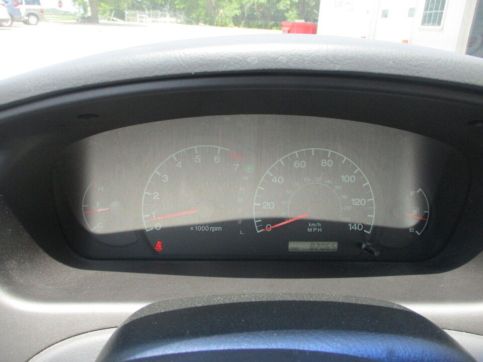 Used 2003 Hyundai Elantra GLS FWD image 27