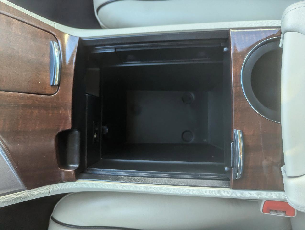 Used 2012 Toyota Venza XLE AWD/4WD image 28