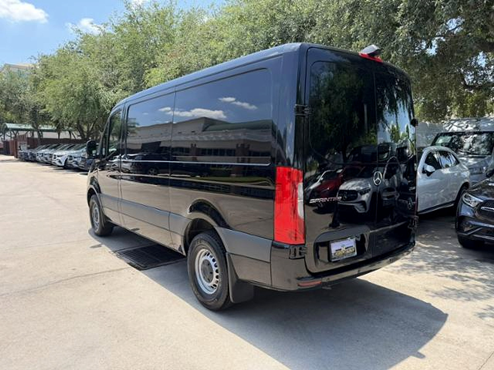 Certified 2025 Mercedes-Benz Sprinter 2500 image 3