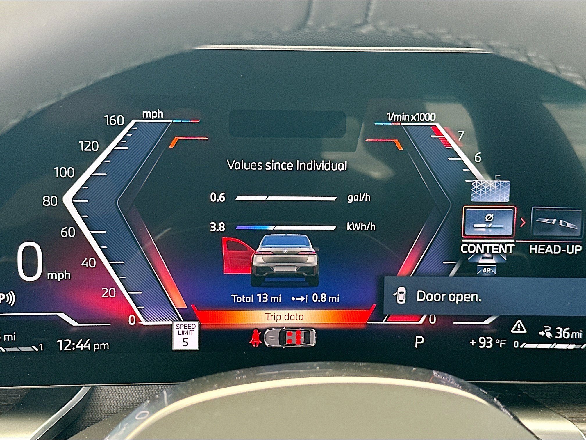 New 2026 BMW 750e xDrive AWD/4WD image 10
