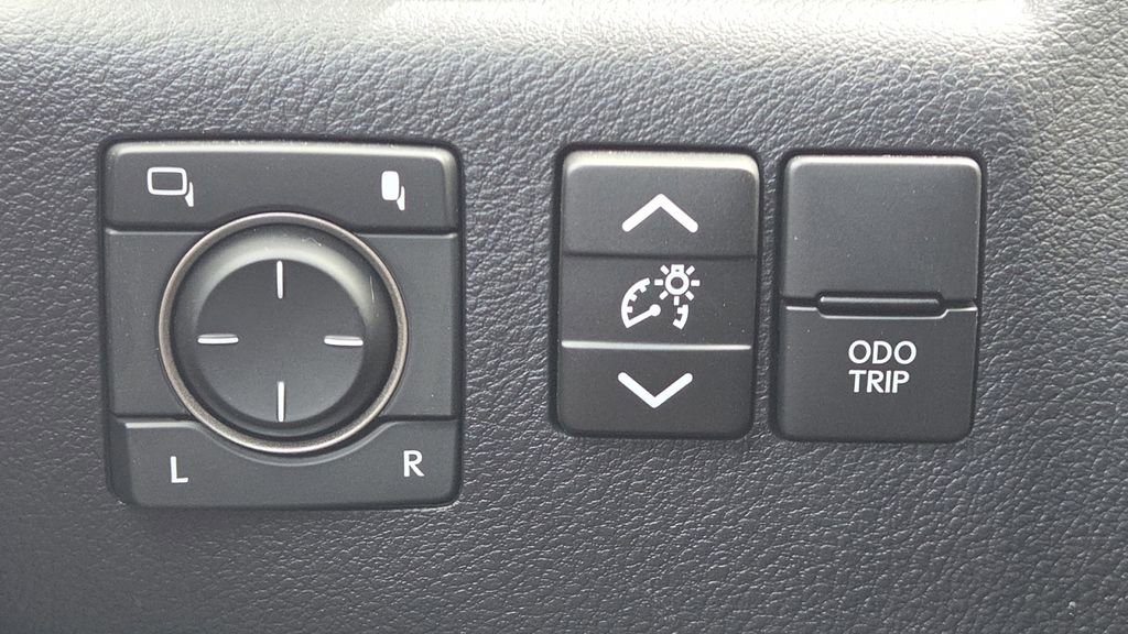 Used 2023 Lexus GX 460 Premium w/ Premium Package image 12