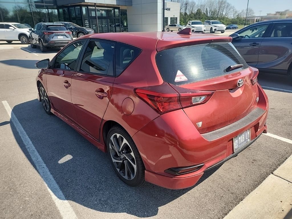 Used 2017 Toyota Corolla iM FWD image 2