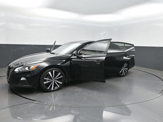Used 2022 Nissan Altima 2.0 SR image 34