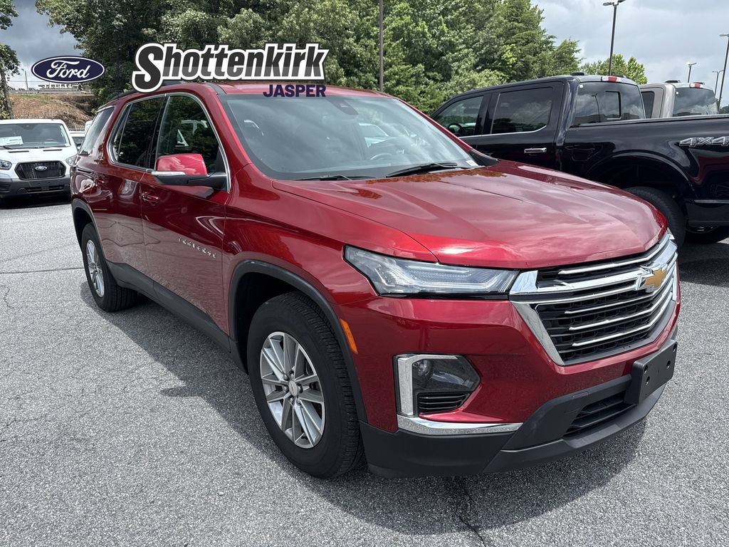 Used 2023 Chevrolet Traverse LT