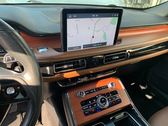 Used 2020 Lincoln Aviator Reserve w/ Elements Package Plus AWD/4WD image 27
