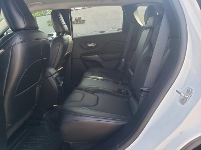 Used 2020 Jeep Cherokee Limited AWD/4WD image 13