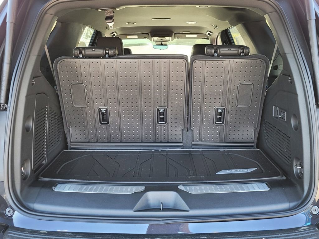 New 2025 Chevrolet Tahoe High Country image 9