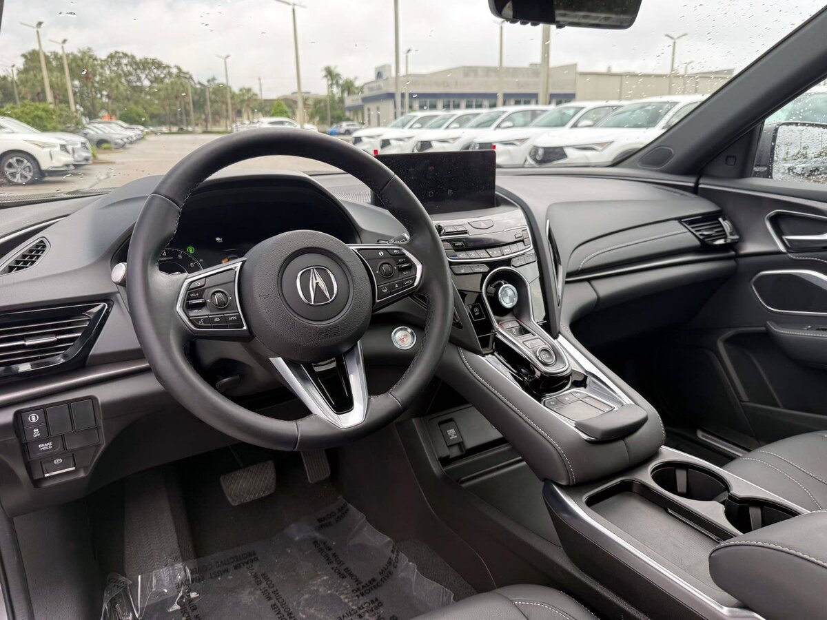 Used 2026 Acura RDX SH-AWD image 15