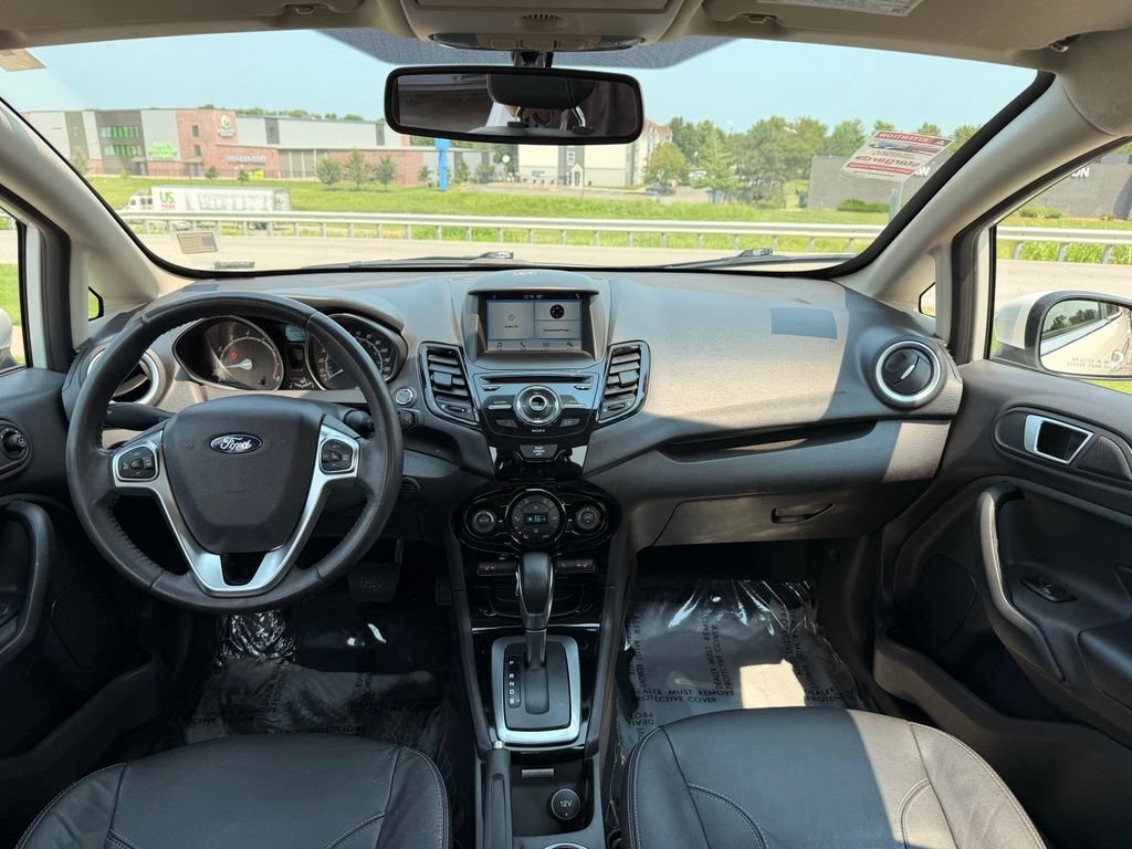 Used 2017 Ford Fiesta Titanium FWD image 3