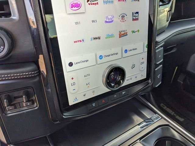 Used 2025 Ford F150 Lightning Platinum image 26