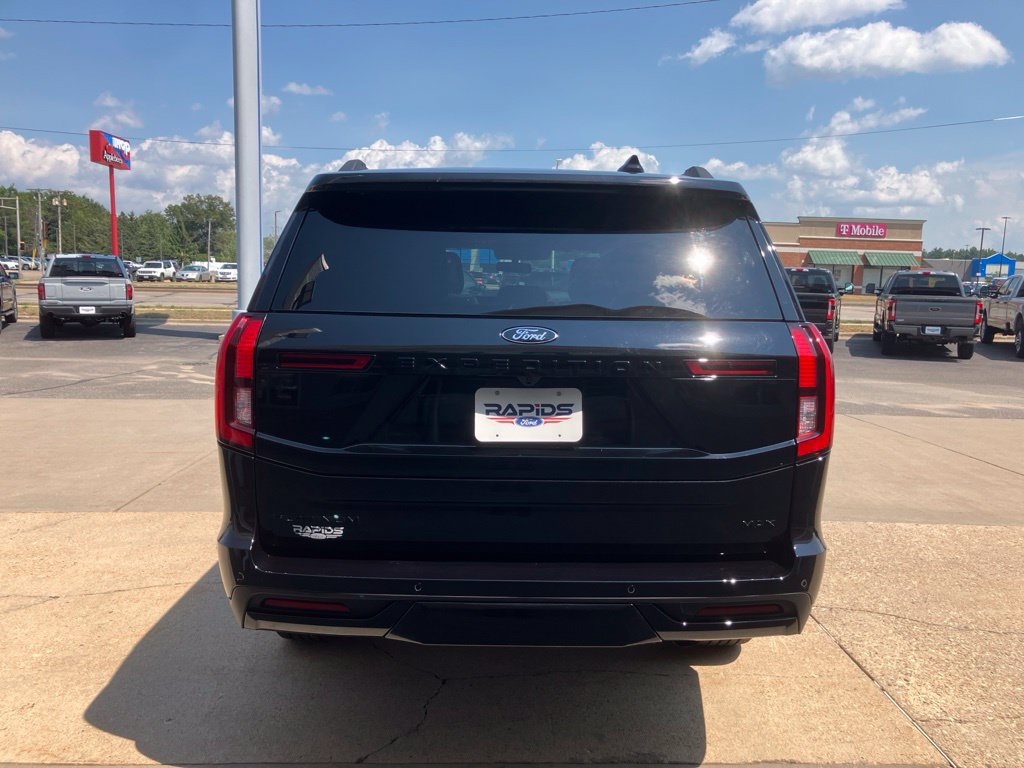 New 2026 Ford Expedition Max Platinum w/ Stealth Performance Package AWD/4WD image 6
