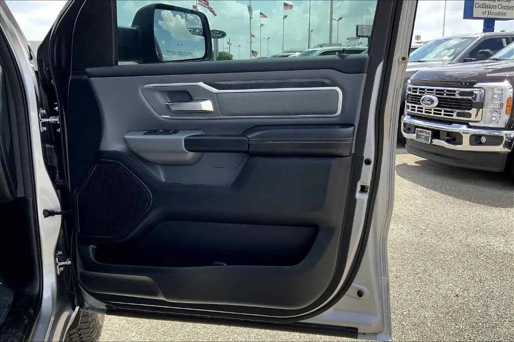 Used 2020 RAM 1500 Big Horn image 17