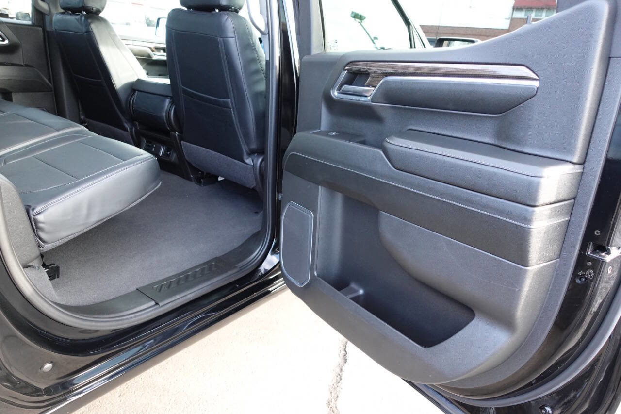 Used 2024 Chevrolet Silverado 1500 LT AWD/4WD image 26