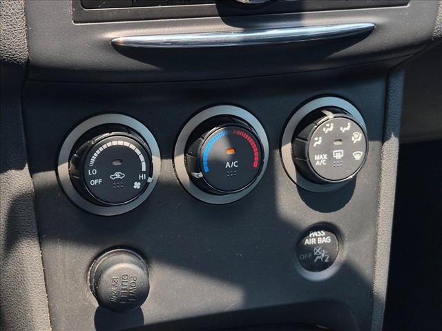 Used 2015 Nissan Rogue S FWD image 13