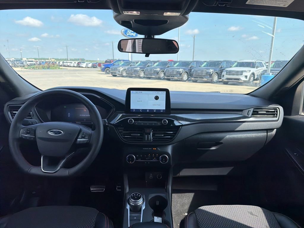 Used 2024 Ford Escape ST-Line w/ Equipment Group 301A FWD image 17