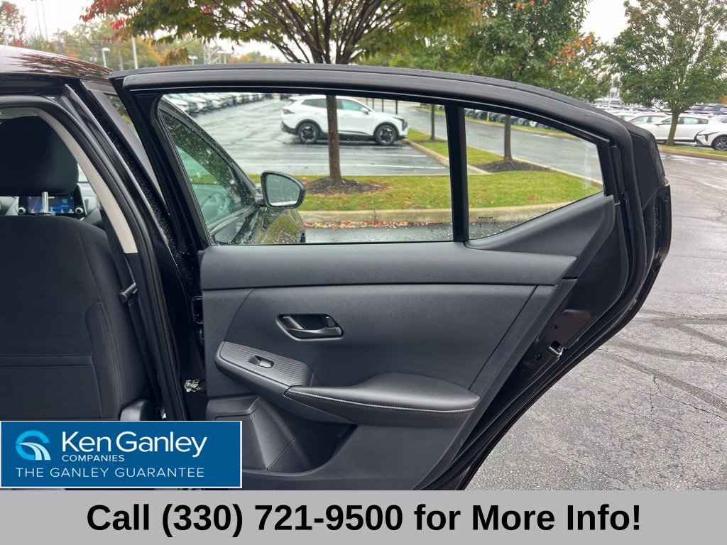 Used 2024 Nissan Sentra SV FWD image 50