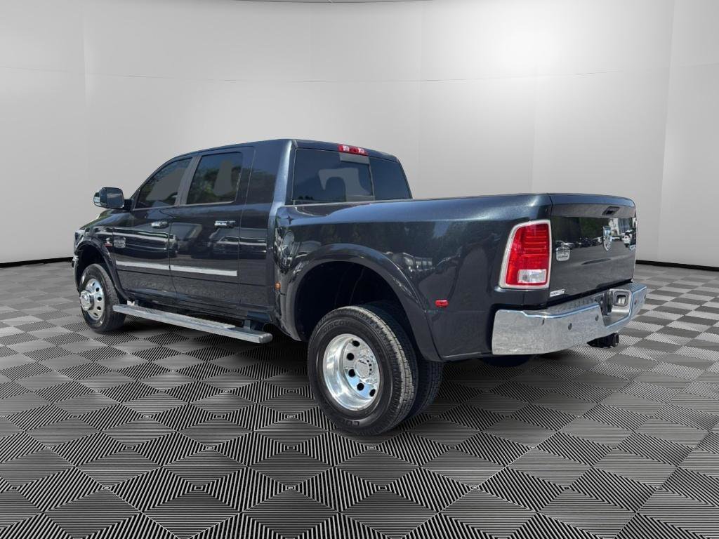 Used 2014 RAM 3500 Laramie Longhorn AWD/4WD image 3