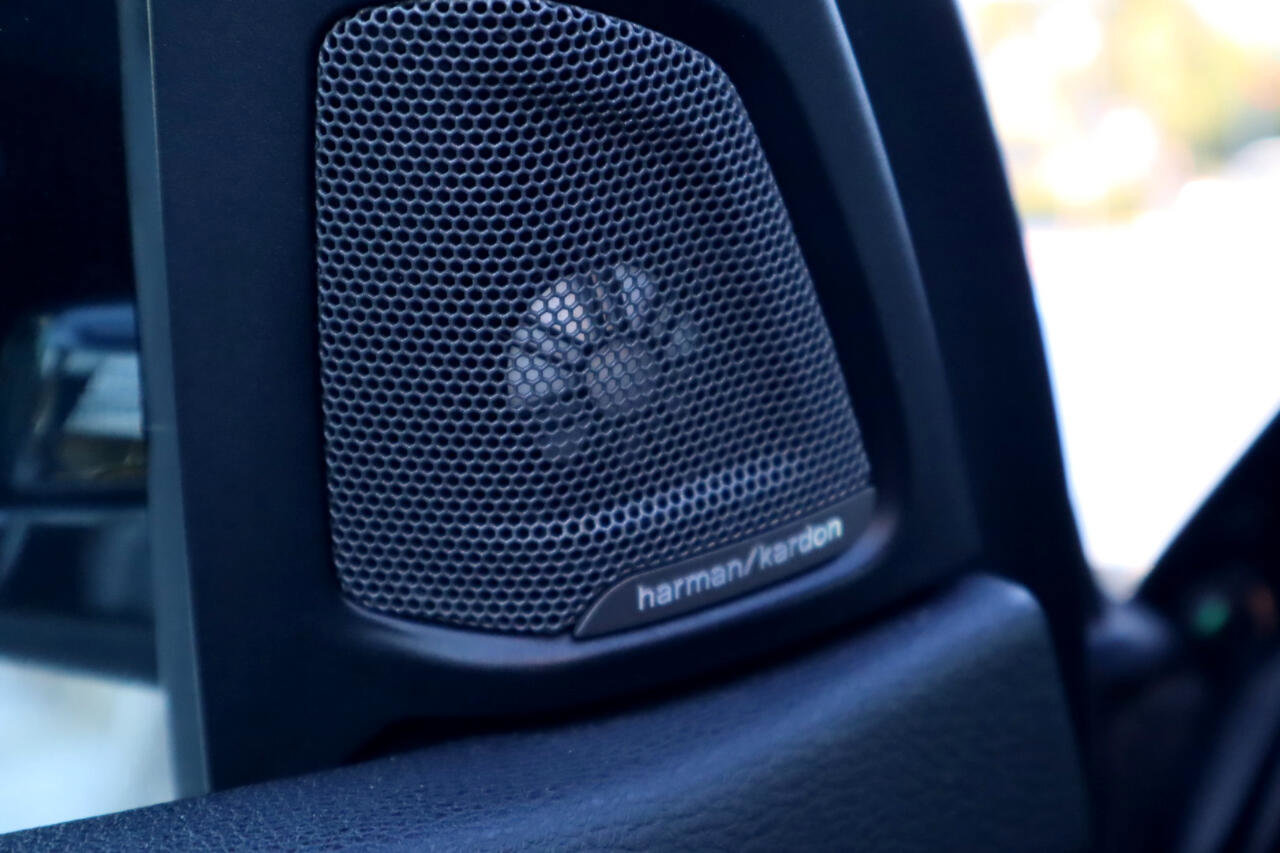 Used 2018 BMW X5 xDrive35i w/ M Sport Package image 11