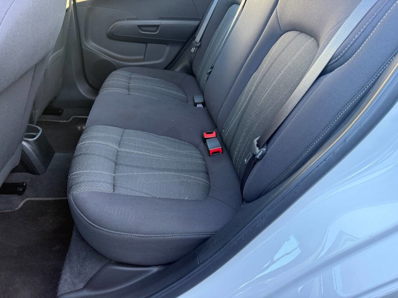 Used 2014 Chevrolet Sonic LT FWD image 31