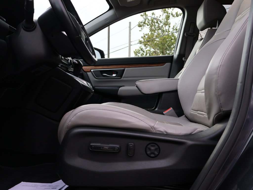 Certified 2018 Honda CR-V Touring image 32