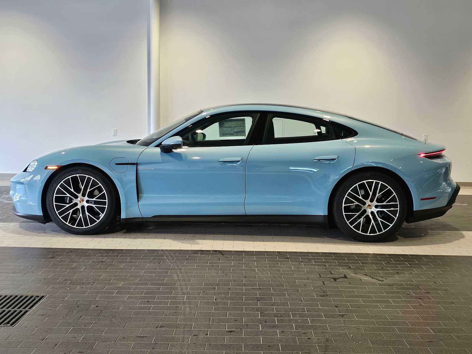 New 2026 Porsche Taycan RWD image 2