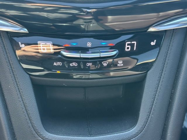 Used 2021 Cadillac XT6 Premium Luxury w/ LPO, Floor Liner Package AWD/4WD image 20