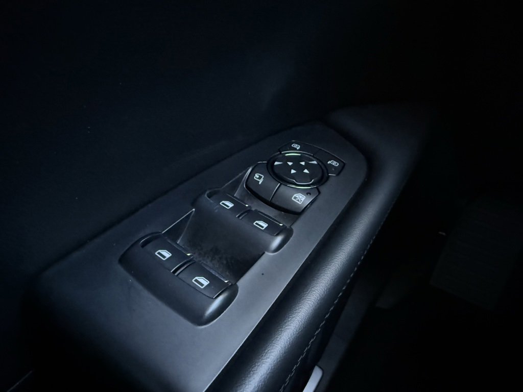 Used 2021 Lincoln Nautilus Reserve w/ Equipment Group 201A image 12