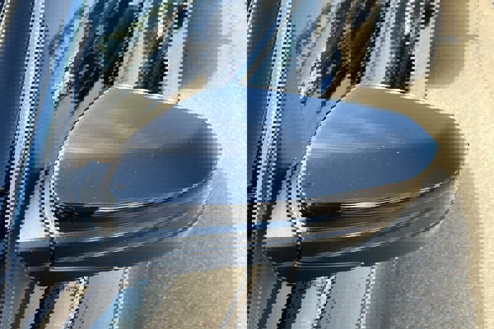 Used 2018 Honda Civic EX-L image 9