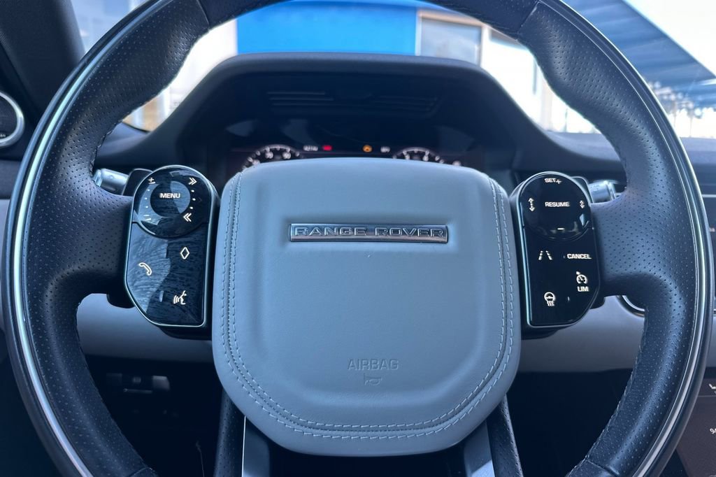 Used 2020 Land Rover Range Rover Evoque First Edition image 22
