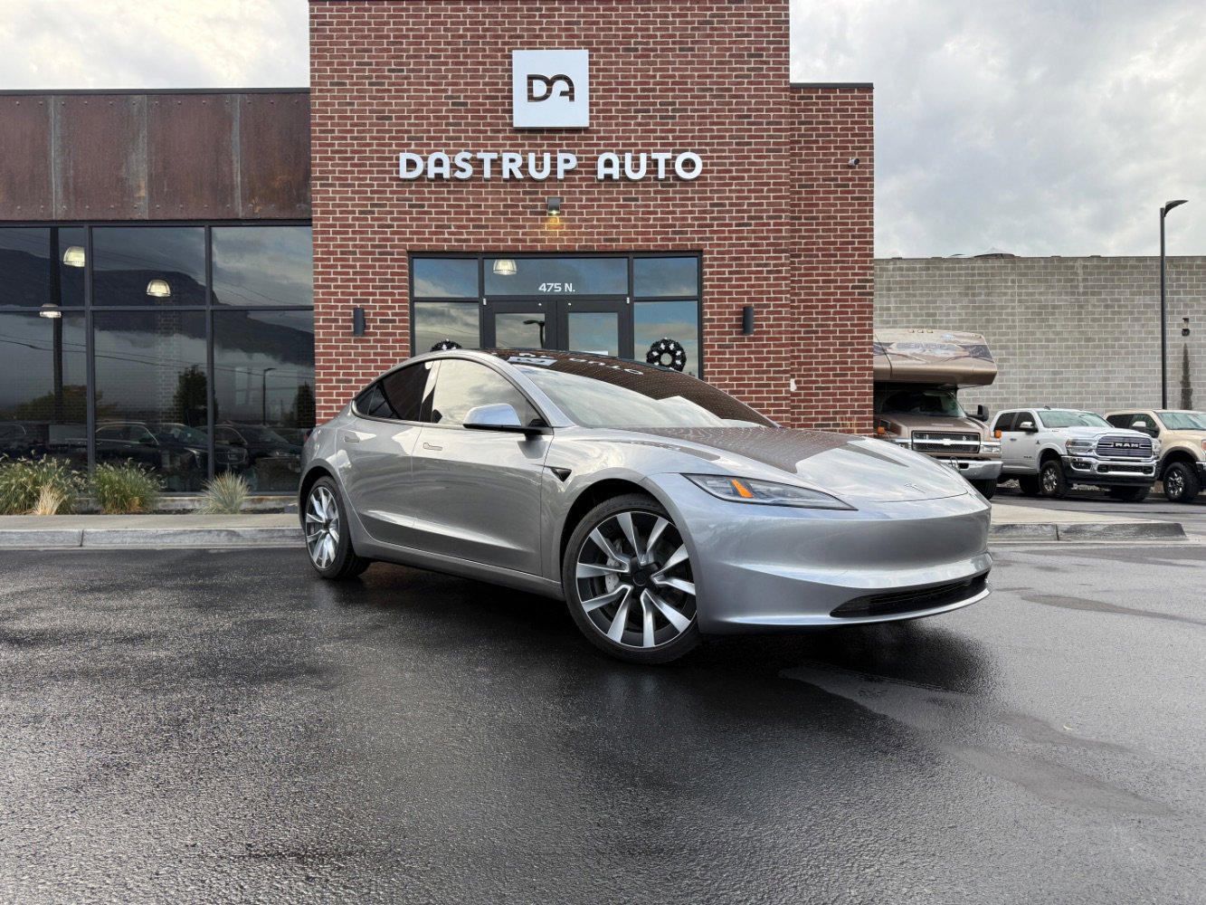 Used 2025 Tesla Model 3 Long Range image 3
