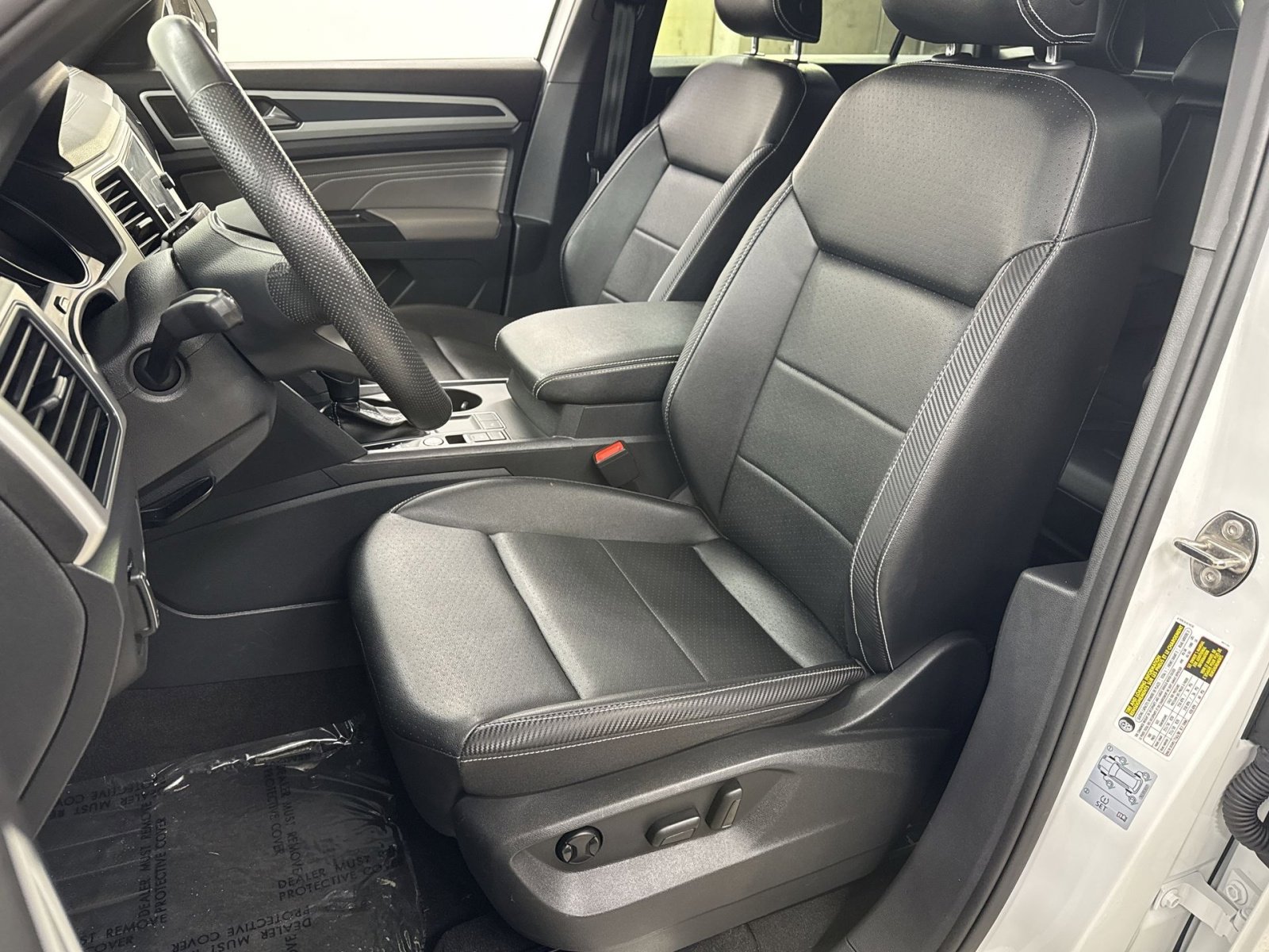 Used 2021 Volkswagen Atlas Cross Sport SE image 17