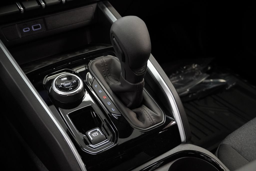 New 2026 Chevrolet Colorado Trail Boss AWD/4WD image 19