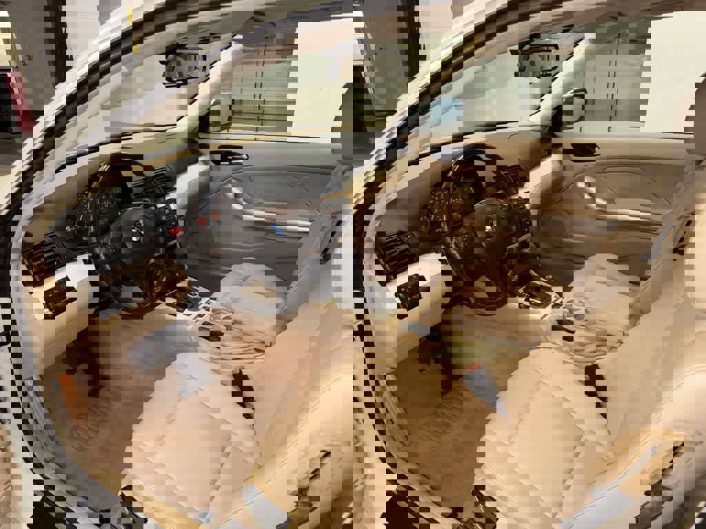 Used 2004 BMW 325Ci Coupe image 22