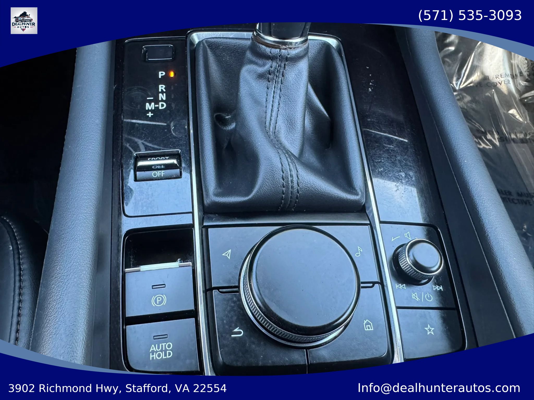 Used 2019 MAZDA MAZDA3 Hatchback FWD image 22