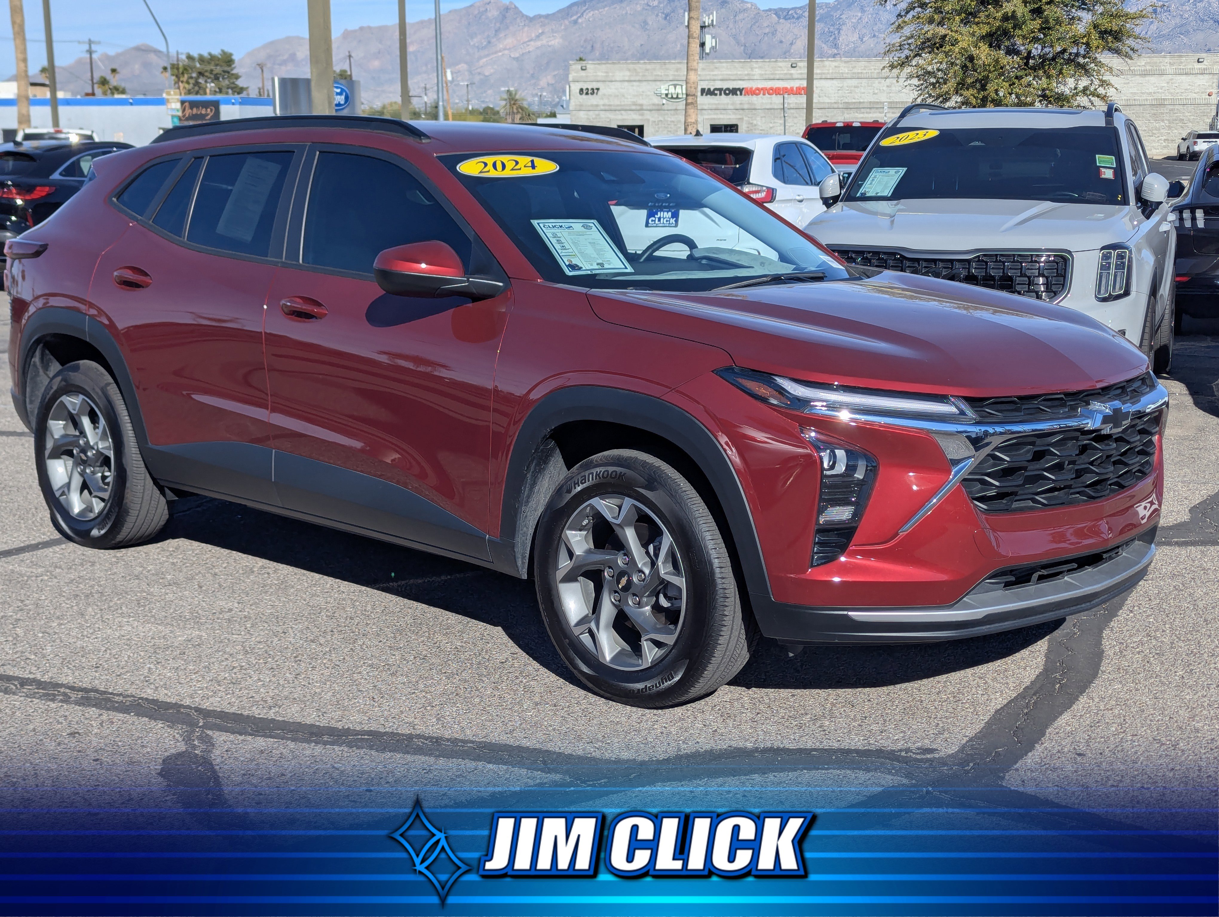 Used 2024 Chevrolet Trax LT w/ Driver Confidence Package