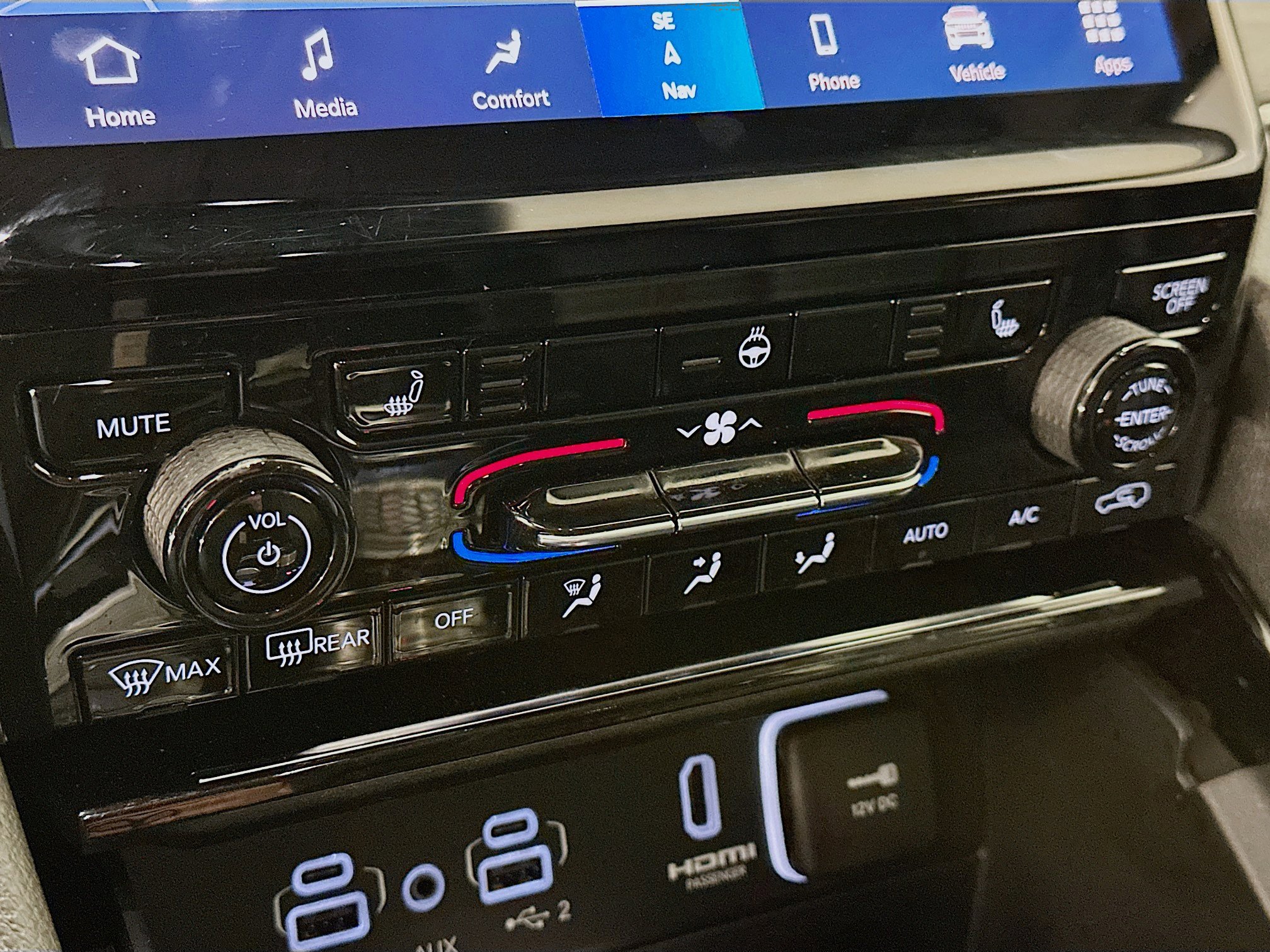 Used 2023 Jeep Grand Cherokee 4WD 4xe image 24