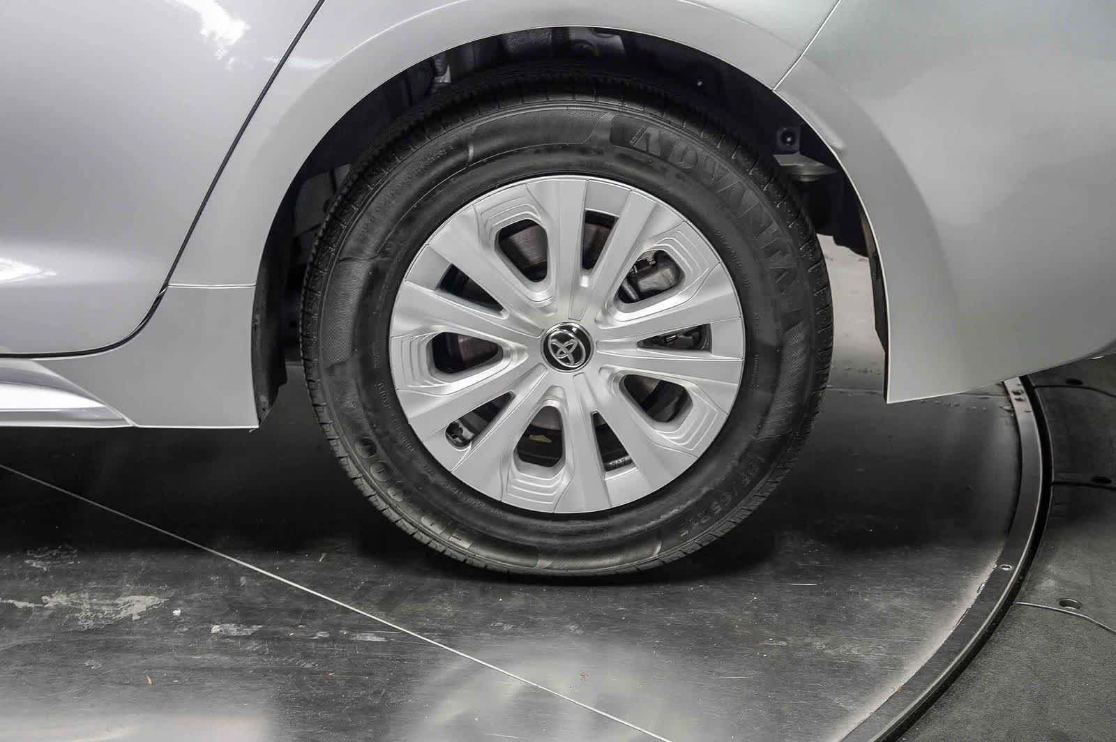 Certified 2022 Toyota Corolla LE FWD image 11
