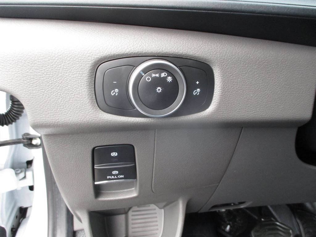 Used 2023 Ford Transit 250 RWD image 14