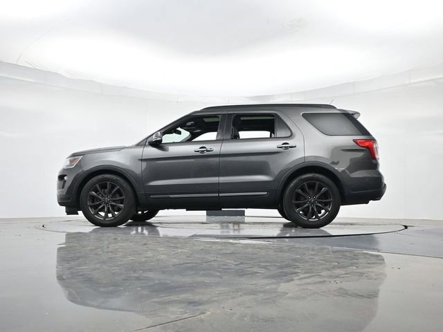 Used 2019 Ford Explorer XLT w/ Equipment Group 202A FWD image 37