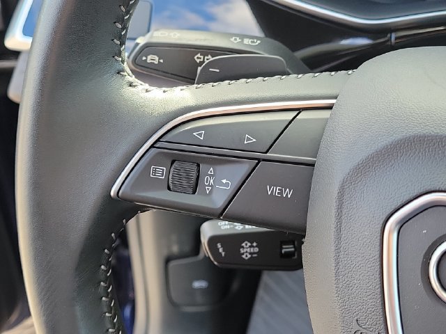 Used 2021 Audi Q8 Premium Plus AWD/4WD image 32