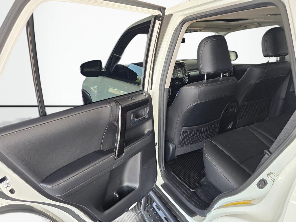 Used 2023 Toyota 4Runner 40th Anniversary SE AWD/4WD image 35