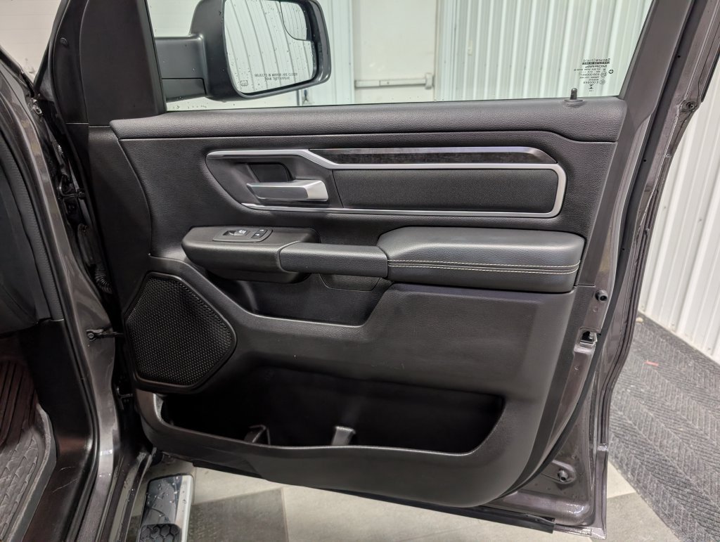 Used 2023 RAM 1500 Big Horn AWD/4WD image 28