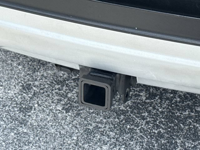 Used 2019 Ford Escape Titanium w/ U0J03 - Titanium Tow Package FWD image 19