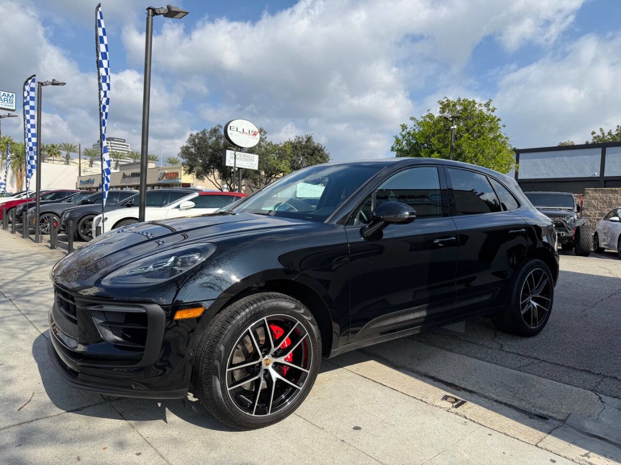 Used 2024 Porsche Macan S image 6